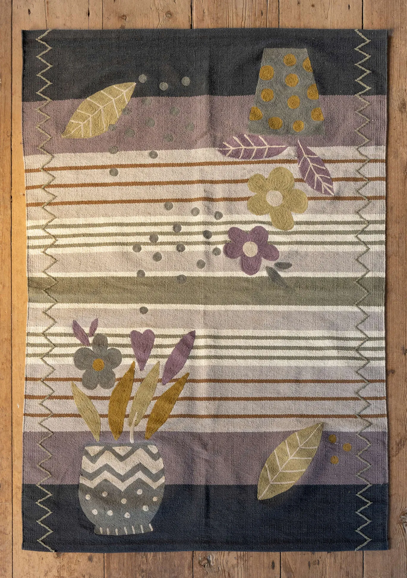 Broderad matta "Flower bed" i ekologisk bomull