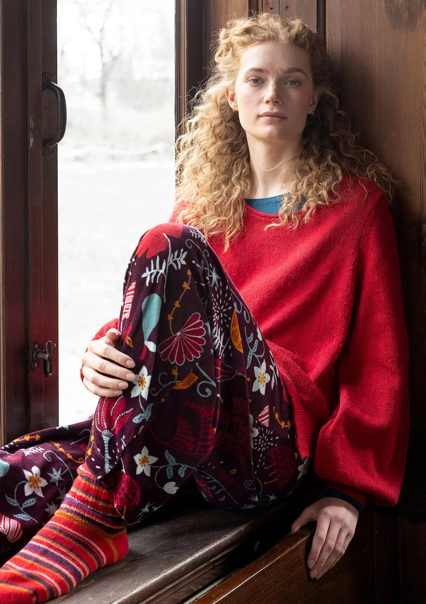 Velourbyxa "Fyrverkeri" i ekologisk bomull/återvunnen polyester