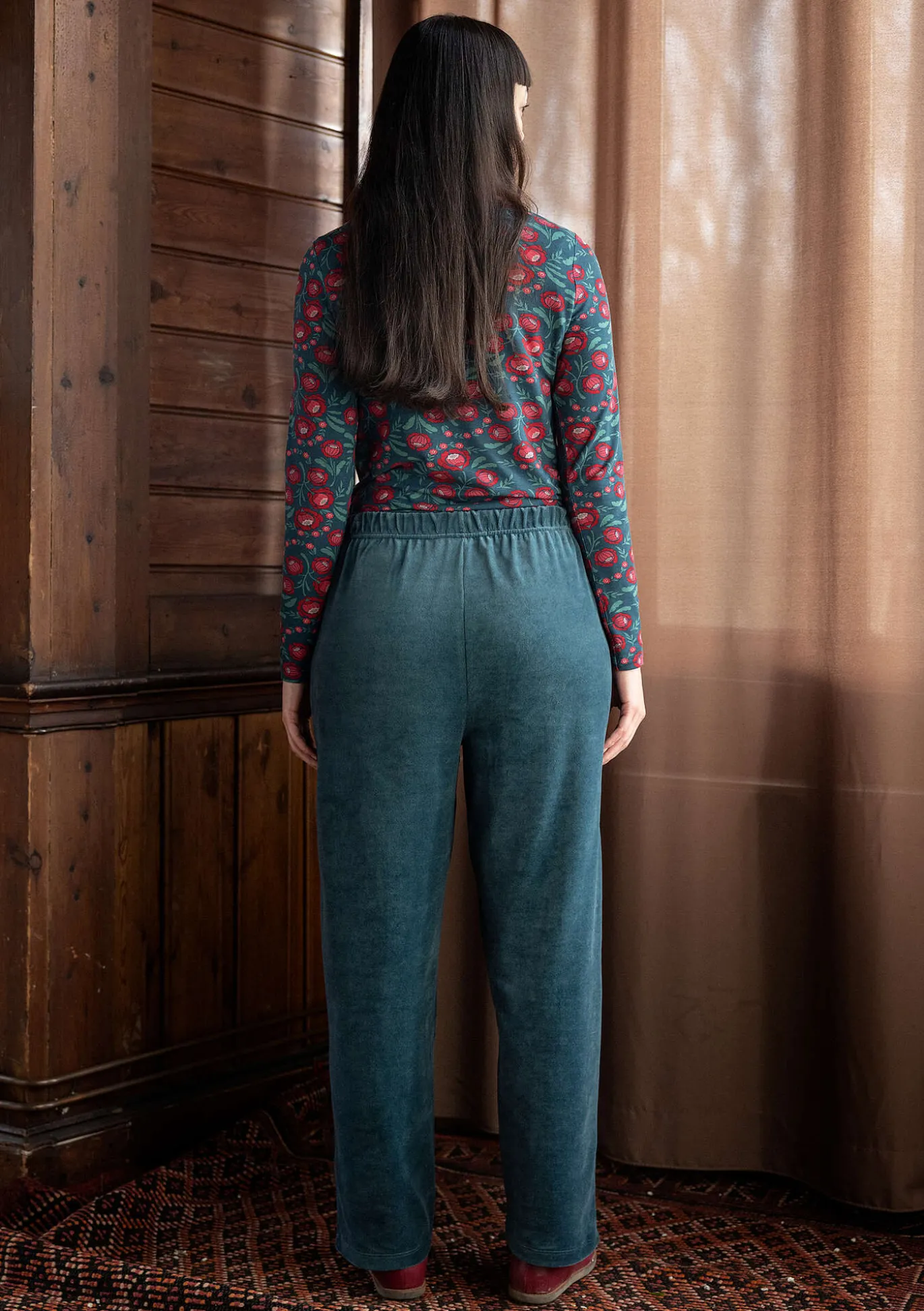 Velourbyxa "Nora" i ekologisk bomull/återvunnen polyester