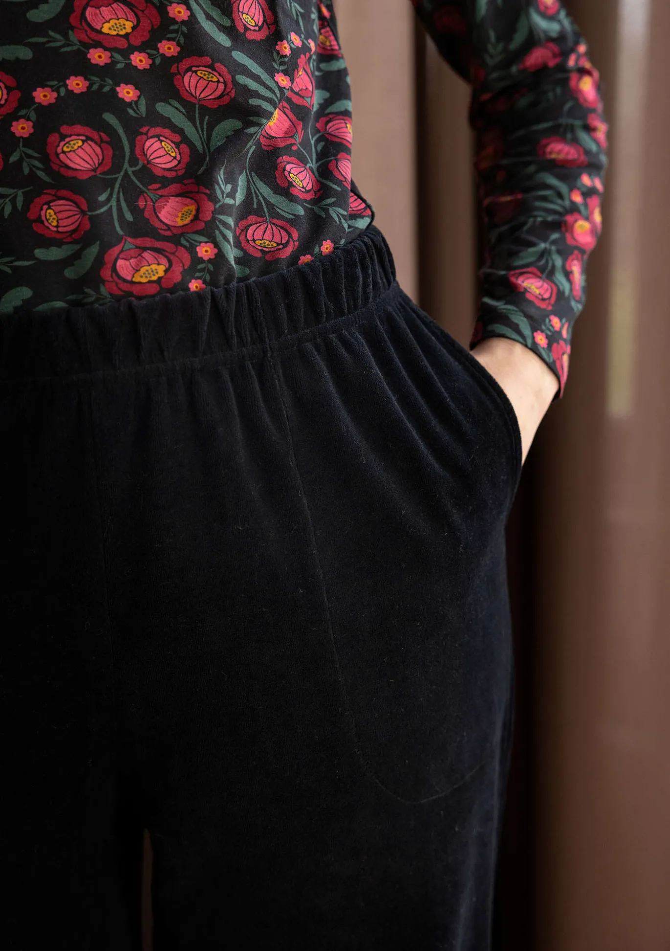 Velourbyxa "Nora" i ekologisk bomull/återvunnen polyester