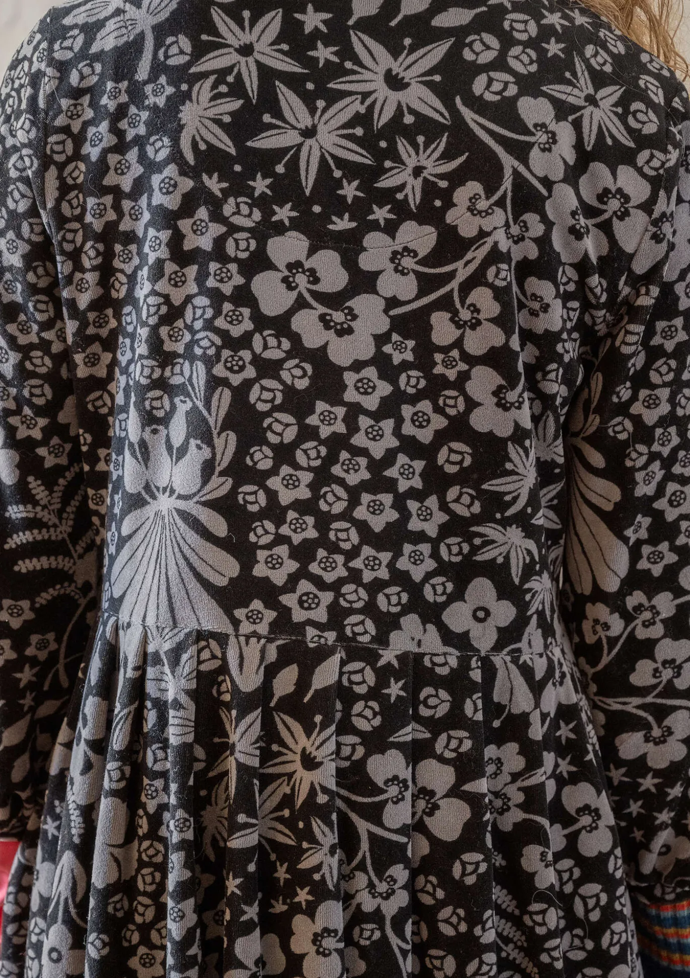 Velourklänning "Katla" i ekologisk bomull/återvunnen polyester